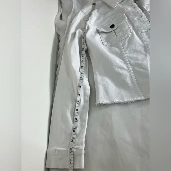 Kut from the Kloth Kara Fray Hem White Denim Jacket Size Small NWT - Picture 8 of 12